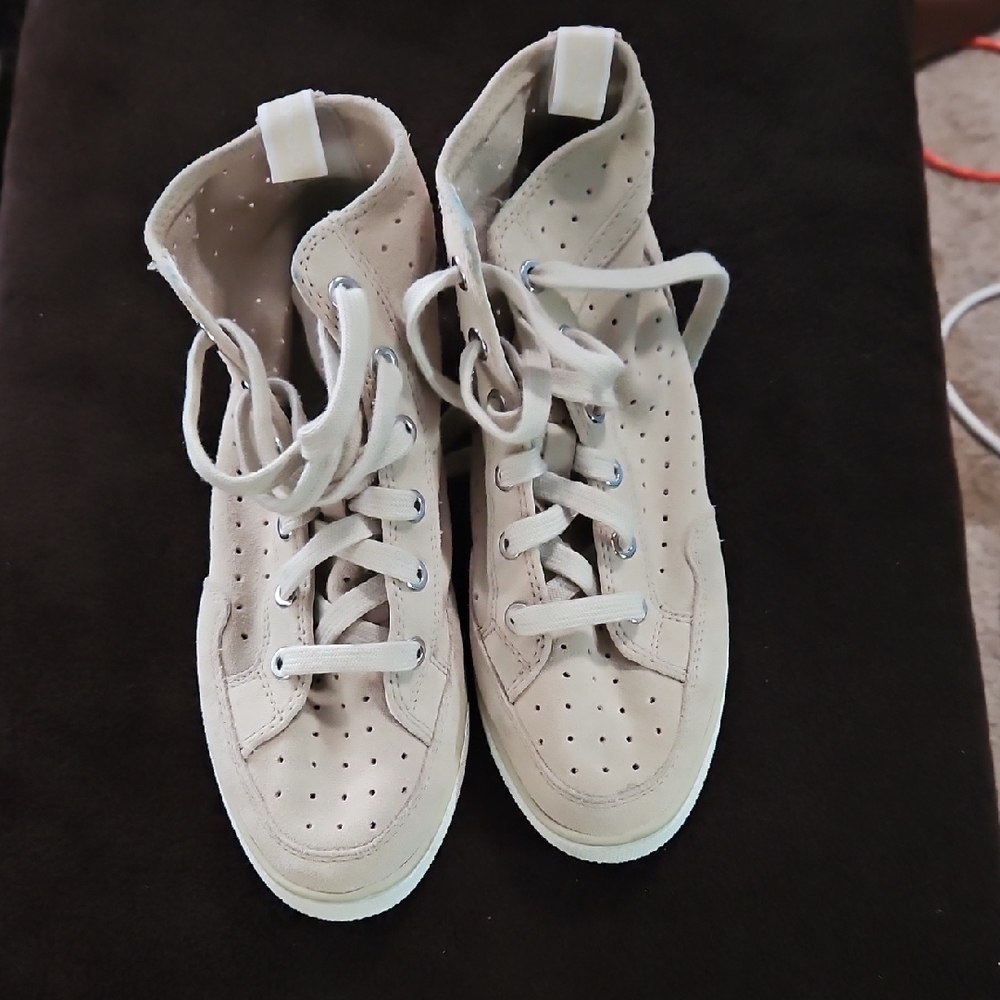 Coach Cream High-Top Sneakers‎